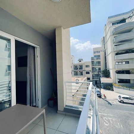 Stylish Modern Central Apartment 4 Paceville Saint Julian's Eksteriør bilde