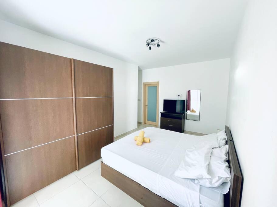Stylish Modern Central Apartment 4 Paceville Saint Julian's Eksteriør bilde
