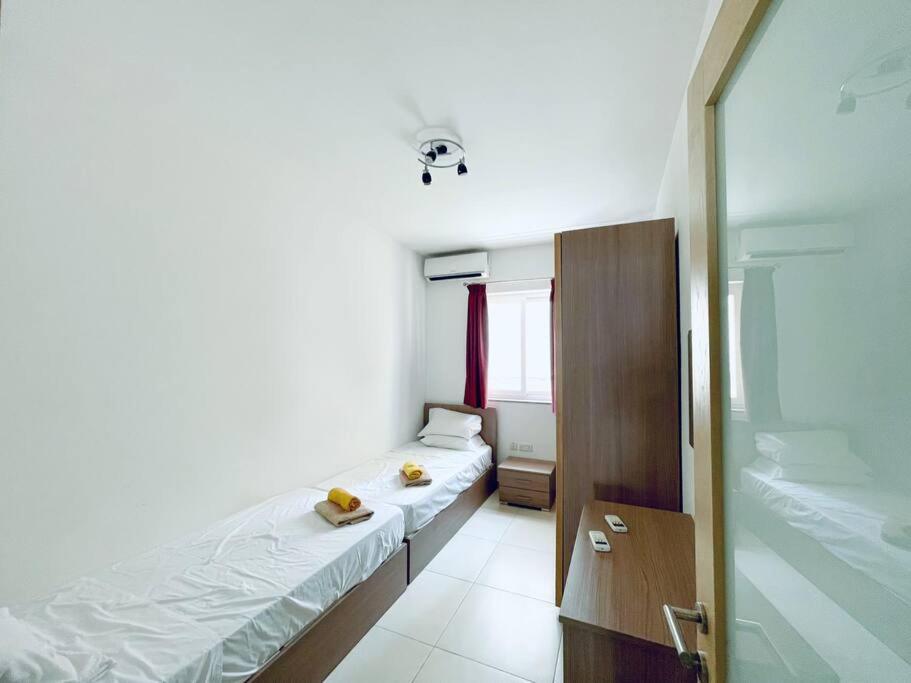 Stylish Modern Central Apartment 4 Paceville Saint Julian's Eksteriør bilde